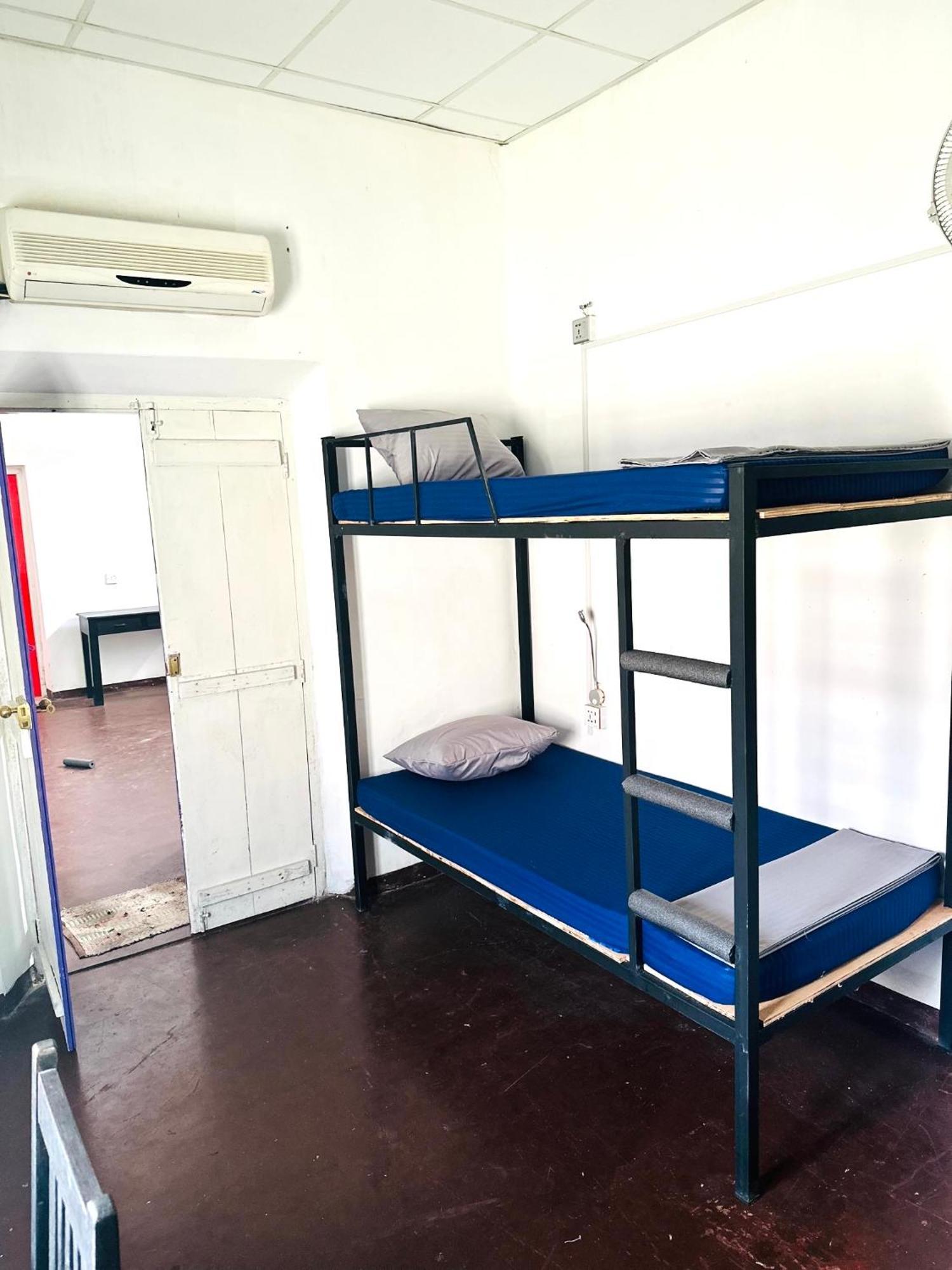 Happy Bunk Hostel Weligama Eksteriør bilde